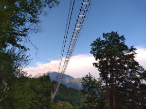 ponte tibetano sotto