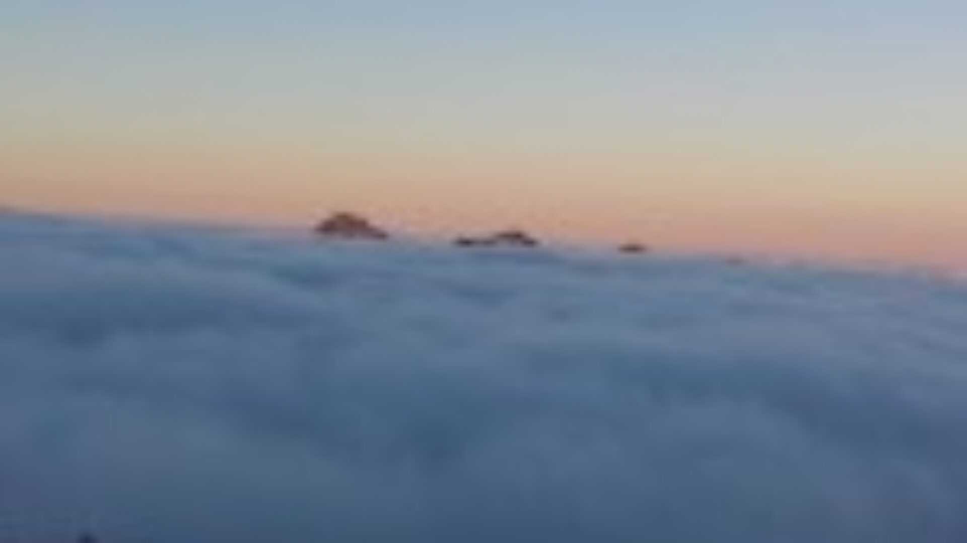 Cima-del-Monte-Alben-tra-le-nuvole-vista-dal-Rifugio-Capanna-2000-150x150